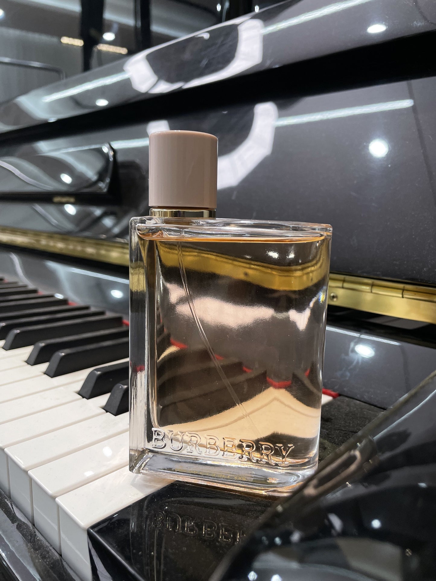 Her Eau de Parfum by Burberry | 100ml